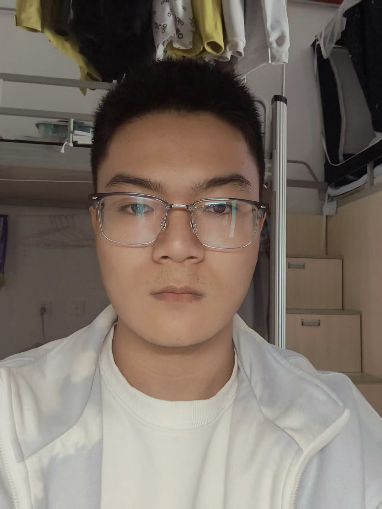成员6